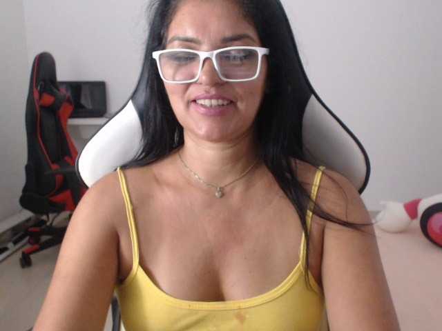 Zdjęcia MILFBRZIL desçam pro play, bora brincar.