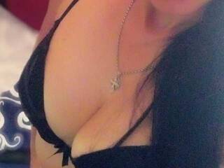 Erotyczny czat wideo MilfFlower