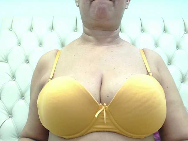 Zdjęcia MilfPleasure1 50 tits .. 100 open pussy im flexible .. 65 anal ... 200 naked and play with toy
