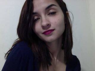 Erotyczny czat wideo MillaBurn