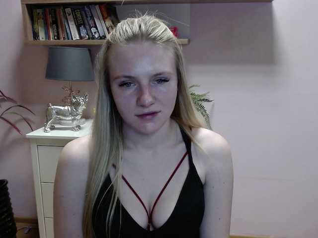 Zdjęcia MindyPleasure Let's have rel some fun #tease #cfnm #domina #blondie #sexy #young #joi #cei #cbt #cuckold #fetish #natural #twerk