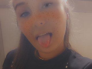 Erotyczny czat wideo Minettesexy24