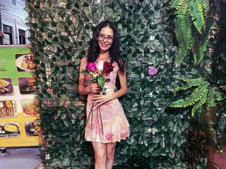 Erotyczny czat wideo MiryamyrGoddess25