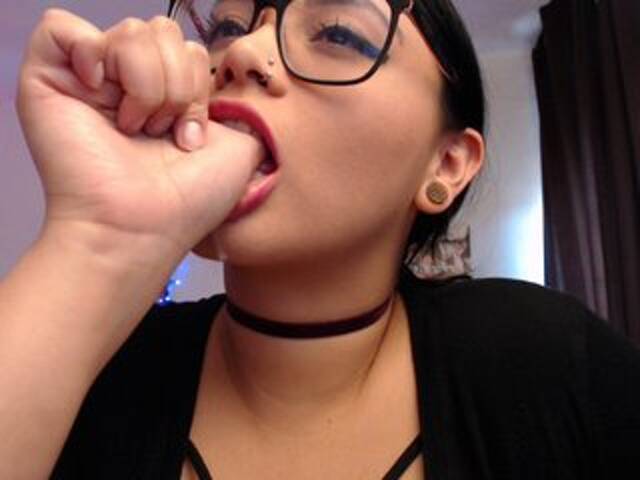 Zrzuty ekranu transmisji Miss-Bonnie