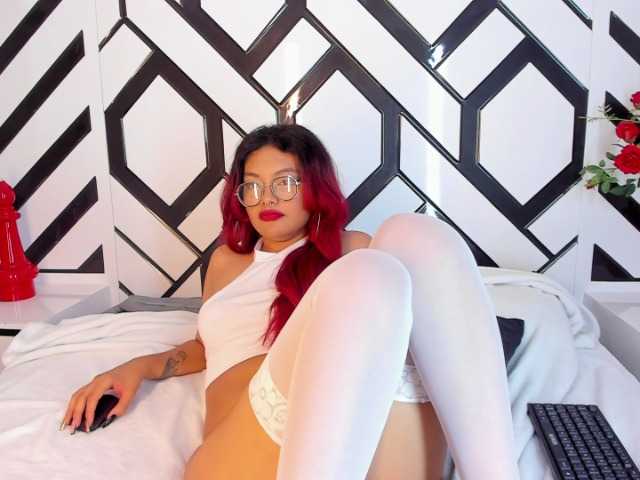 Zdjęcia MissAlexa TGIF let's have fun with my lush, On with ultra high levels for my pleasure Check Tip Menu❤ big cum at @sofar @total
