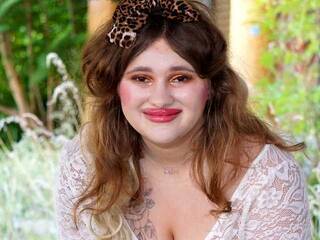 Erotyczny czat wideo MissZuleea