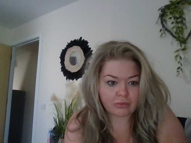 Zrzuty ekranu transmisji Mistresslexi-xxx