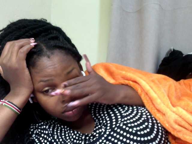 Zrzuty ekranu transmisji Misty-shee