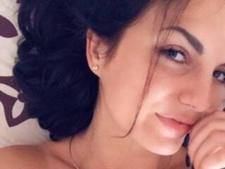 Erotyczny czat wideo MlSsSHA