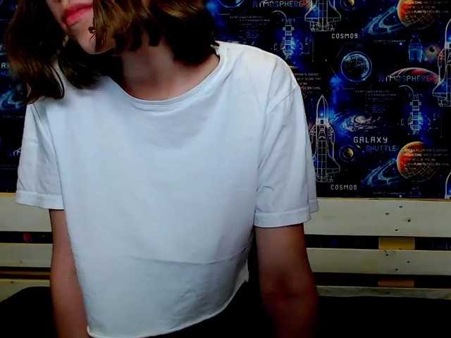 Zrzuty ekranu transmisji Vladlena_