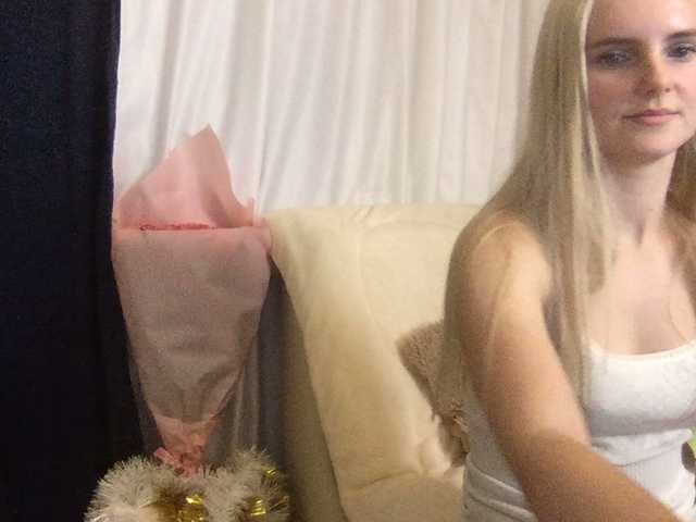 Zdjęcia Mollitia HI GUYS) Happy Birthday to mee) GOAL 5000=OIL SHOW/ PRIVATE GROUP ON/ LOVENSE IN PUSSY) Level 1/3/50/180/590/890/ Domi 3 tk/ KISS 7/ LIKE MEE 22/ SPANK ASS 69/ OIL SHOW 555/ C2C 45/ STOKINGS HEELS DRESS 81/ DAY OFF 5555