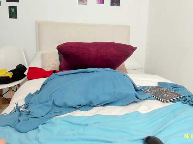 Zrzuty ekranu transmisji mollyevans