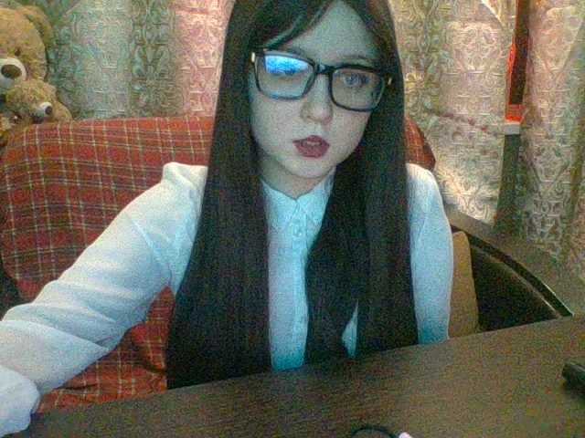 Zrzuty ekranu transmisji MollyFranchi