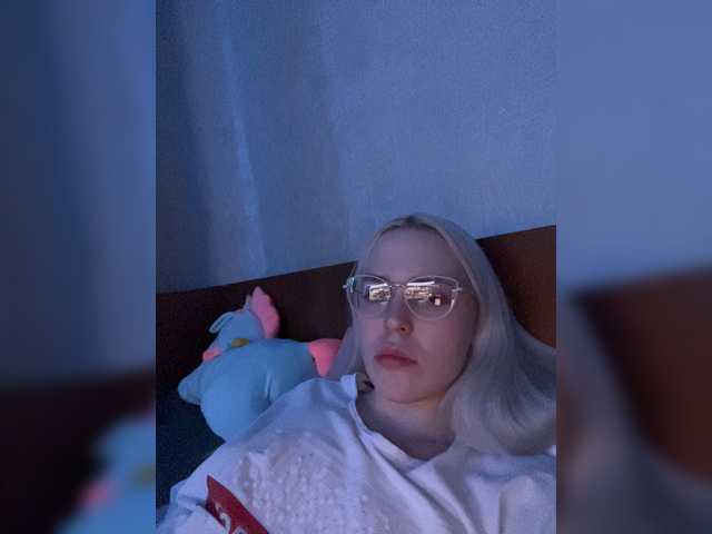 Zrzuty ekranu transmisji Kris_molly