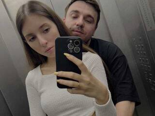 Erotyczny czat wideo momotea