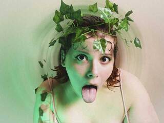 Erotyczny czat wideo MONAOFF