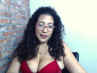 Zdjęcia Monica-Ortiz I'm in my office bored let's have fun!! #ASS #LATINA #NEW #BIGTITS #SEXY #PVT #SEX #LUSH #PUSSY #FUCK