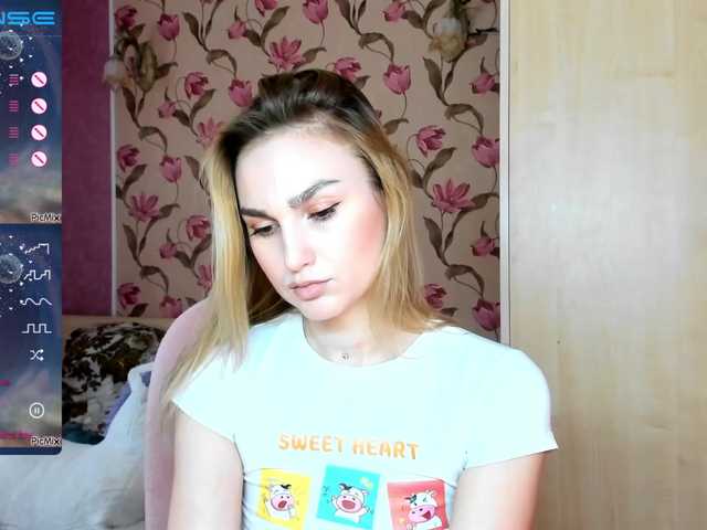Zrzuty ekranu transmisji _Honey_