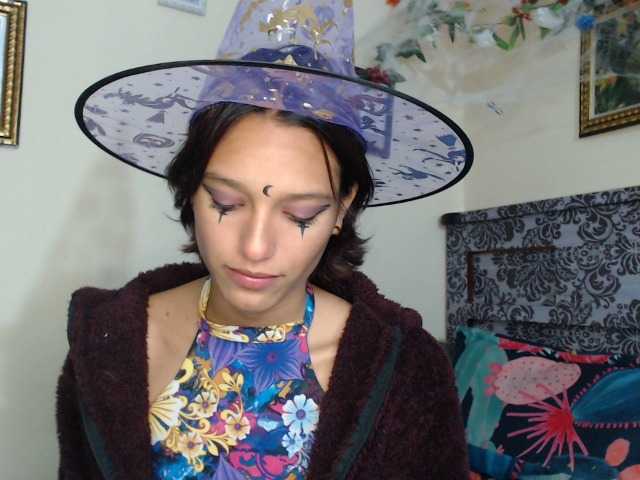 Zrzuty ekranu transmisji moonlightstl