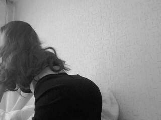 Erotyczny czat wideo MoonMarie