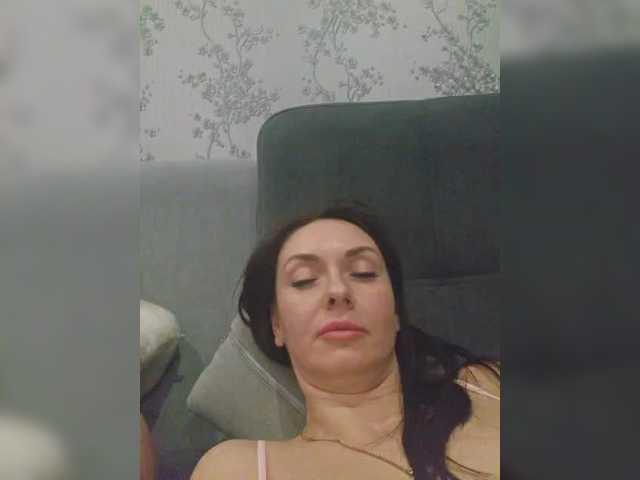 Zrzuty ekranu transmisji Motopara