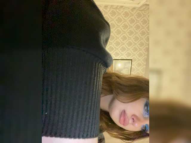 Zrzuty ekranu transmisji dikaya_koshka_ADAAAAA