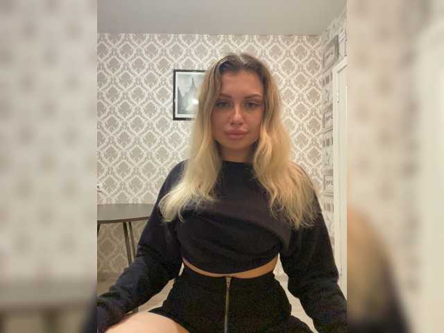 Zrzuty ekranu transmisji dikaya_koshka_ADAAAAA