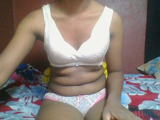 Zrzuty ekranu transmisji Nadiah1