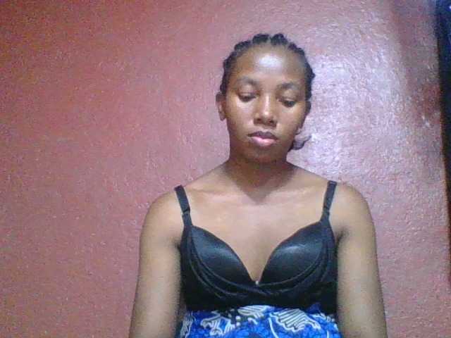 Zrzuty ekranu transmisji Nadiah1