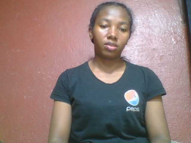 Zrzuty ekranu transmisji Nadiah1