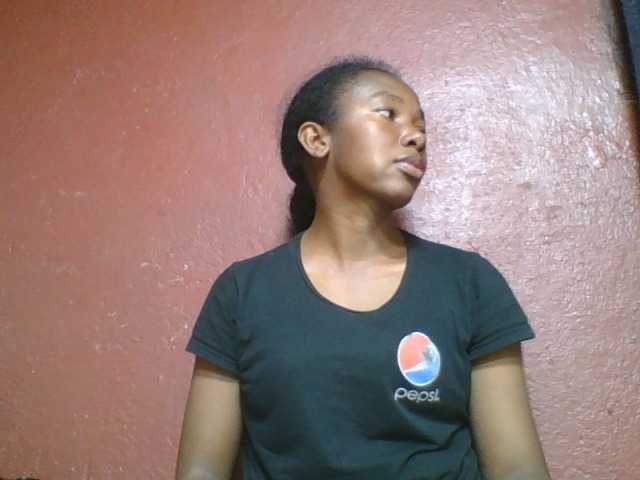 Zrzuty ekranu transmisji Nadiah1