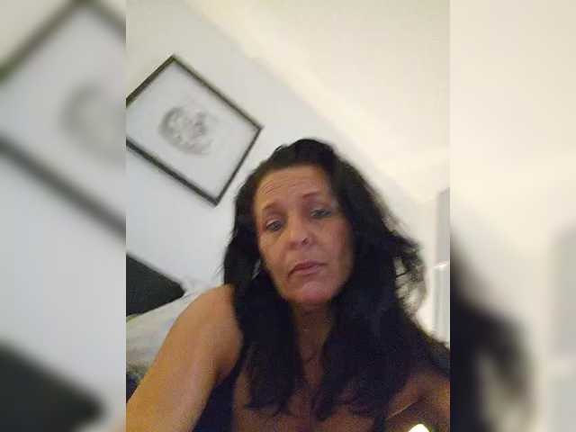 Zrzuty ekranu transmisji Nadjia74