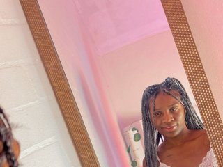 Erotyczny czat wideo NahomiHix