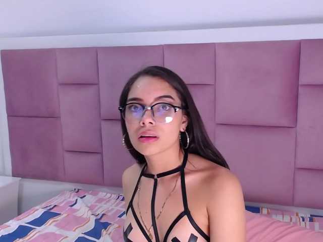Zdjęcia NalaRey Hey guys! today is a magical day to fuck and have fun together. My Goal is My SLOOPY BLOWJOB #latina #teen #18 #skinny #new @remain for the goal