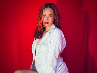 Erotyczny czat wideo NamiCurls