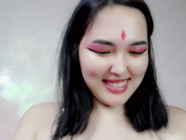 Zdjęcia NannaJonn WARNING! HERE U CAN CUM REALLY FAST! BE CAREFUL. Asian girl with big juicy ass will ride on ur dick! #horny #asian #bigass