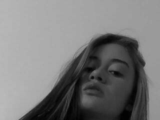 Erotyczny czat wideo Naomi-Carly