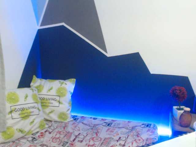 Zrzuty ekranu transmisji naomi20