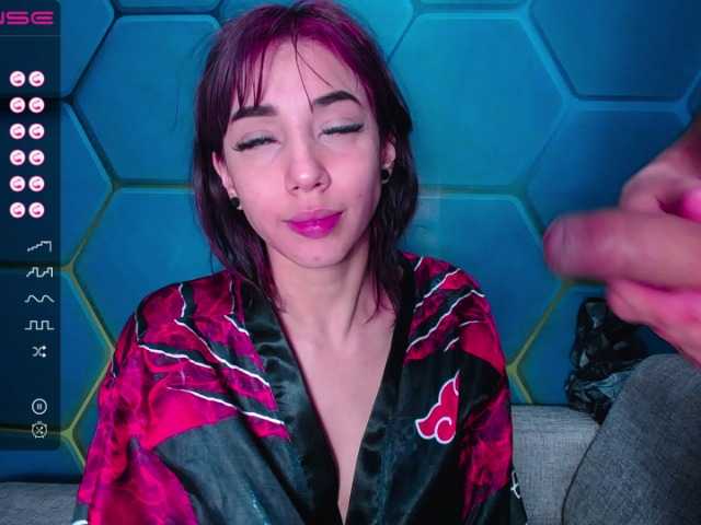 Zrzuty ekranu transmisji nasty-couple