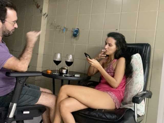 Zrzuty ekranu transmisji nasty-couple25