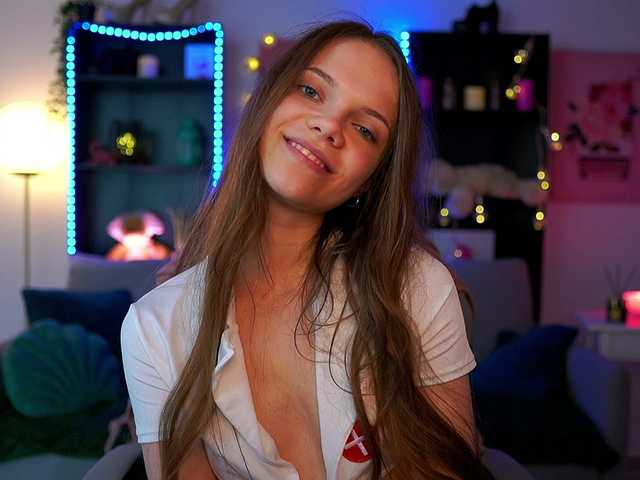 Zdjęcia NatashaMalko Welcome to my room guys. Feel free to pm me, if you wana talk, im up for it. And if you want some naughty little fun, im happy to make your day even better :) #teen #nurse #smalltits #18 #lovense