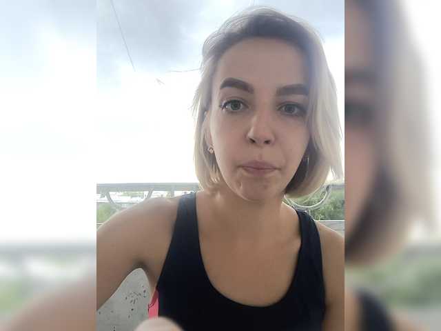 Zrzuty ekranu transmisji Natashenka94