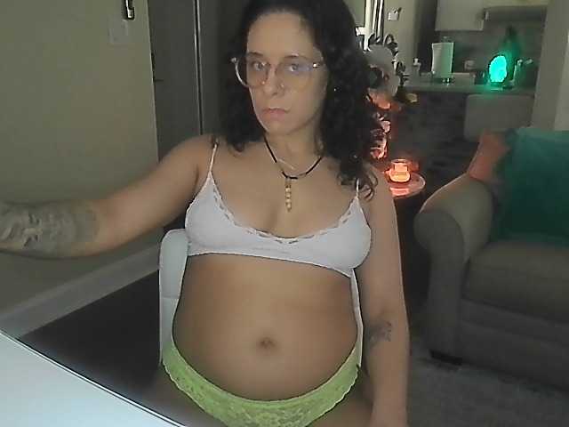 Zrzuty ekranu transmisji NativeAmericanSeductress