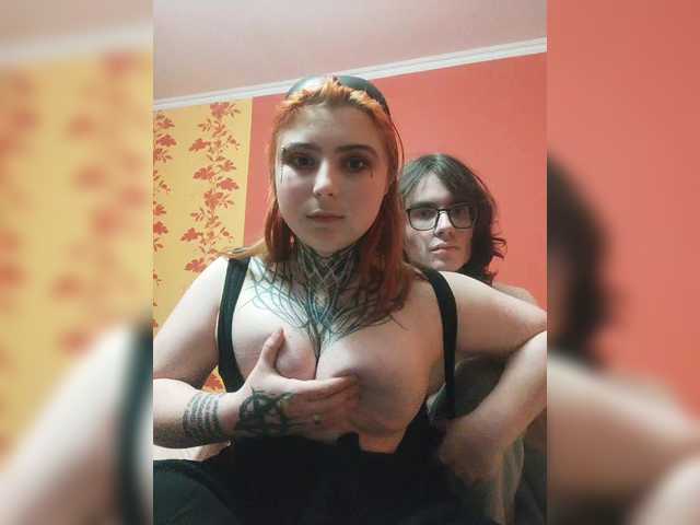 Zrzuty ekranu transmisji Natsi-Nirvan