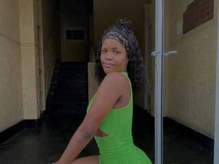 Erotyczny czat wideo NATURALSEXY01