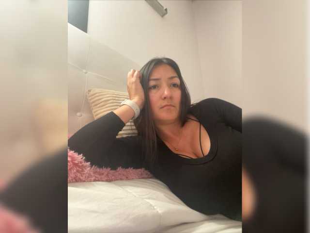 Zdjęcia cristalboom Hey guys ! BUBBIS SHOW Bubbis 66 TOKENS Hot naked show 170 show ass 88 pussy show 90heels 33kiss me 12 hot pvt Ongroup !! don't forget to follow me on instagram and onlyfans, exclusive content Kisses NO C2C I transmit from my phone S