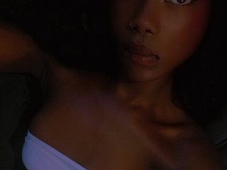 Erotyczny czat wideo NaughtyCherie