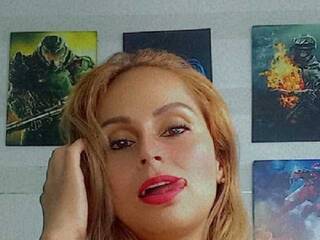 Erotyczny czat wideo naughtytitis