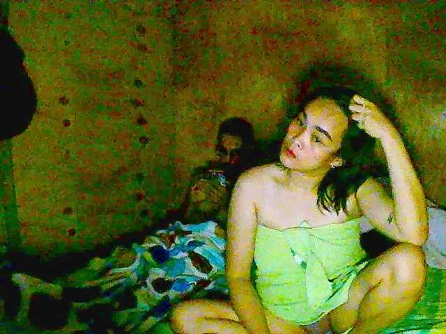 Zrzuty ekranu transmisji naughtyZONE101