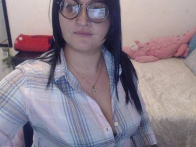 Zrzuty ekranu transmisji naugthy1